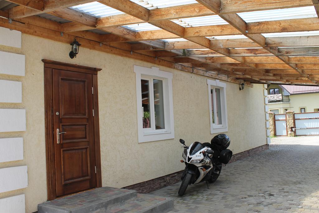 Hôtel Usadba Slavnaya à Mukhavets Chambre photo